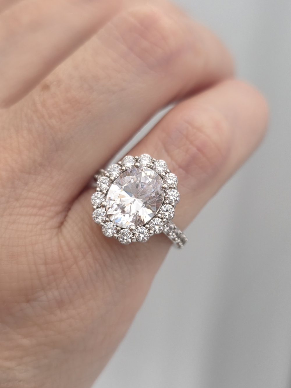 925 Sterlinv Silver Ring Cubic Zirconia Size 5